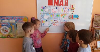В Полужском детском саду проходит тематическое занятие «1 мая — День труда»