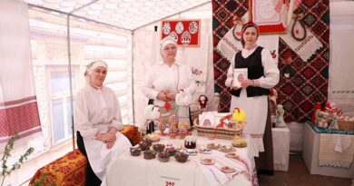 Пасхальные сувениры, вербы и роспись яиц: ярмарка ремесленников проходит в Гродно