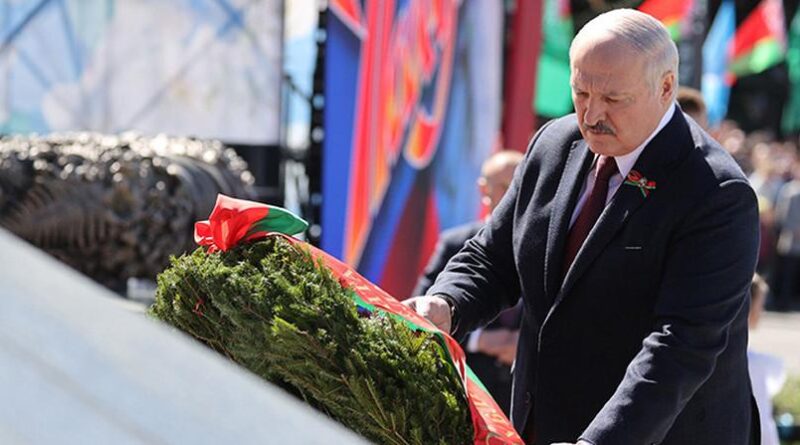 «Если забудем это, обязательно будем воевать». Как Александр Лукашенко призывает защищать будущее наших народов